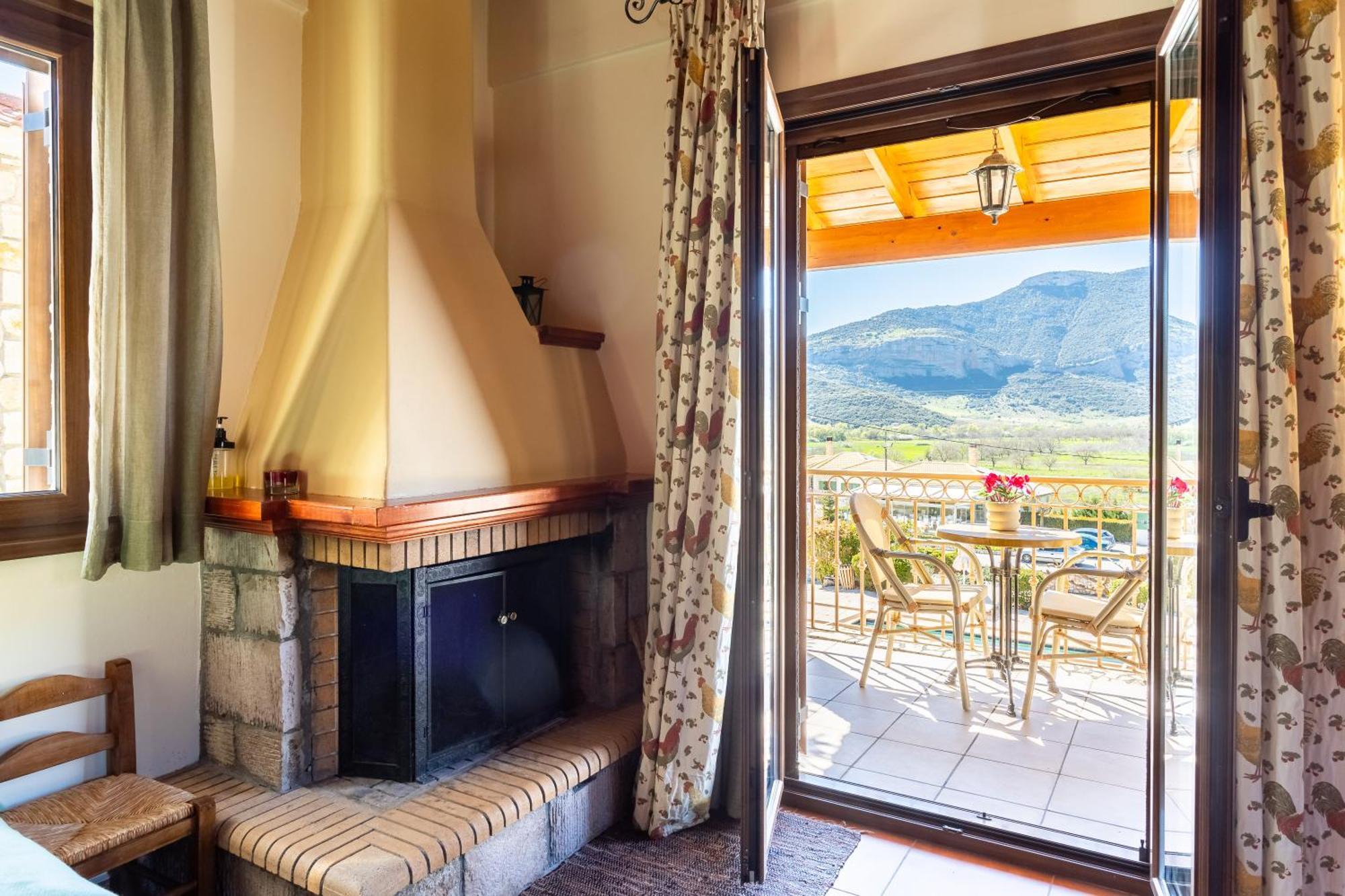 Pleiades Studios All Season Gems - Korinthos Stone Retreats Kalianoi Luaran gambar